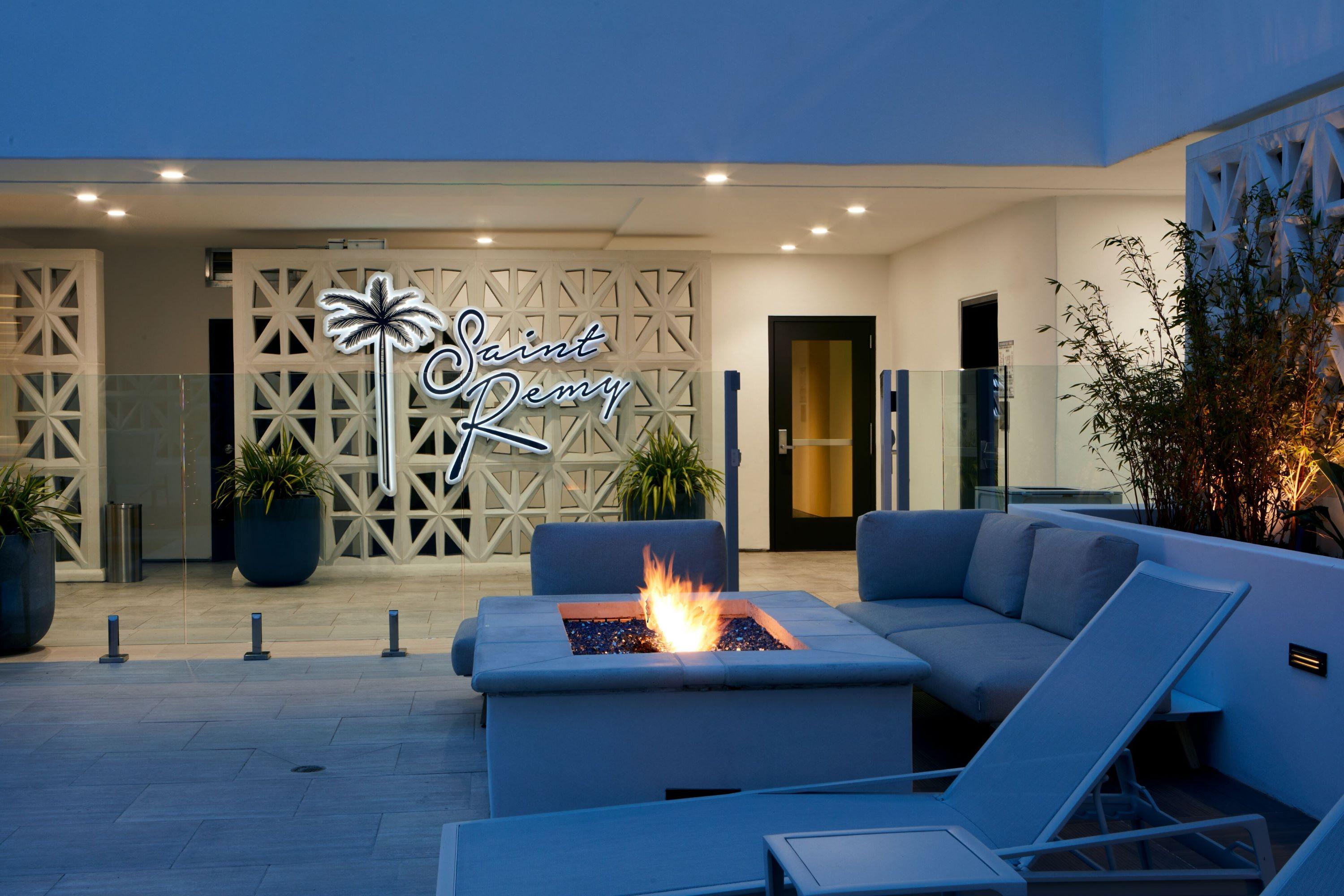 Courtyard By Marriott Santa Barbara Downtown Hotel Buitenkant foto
