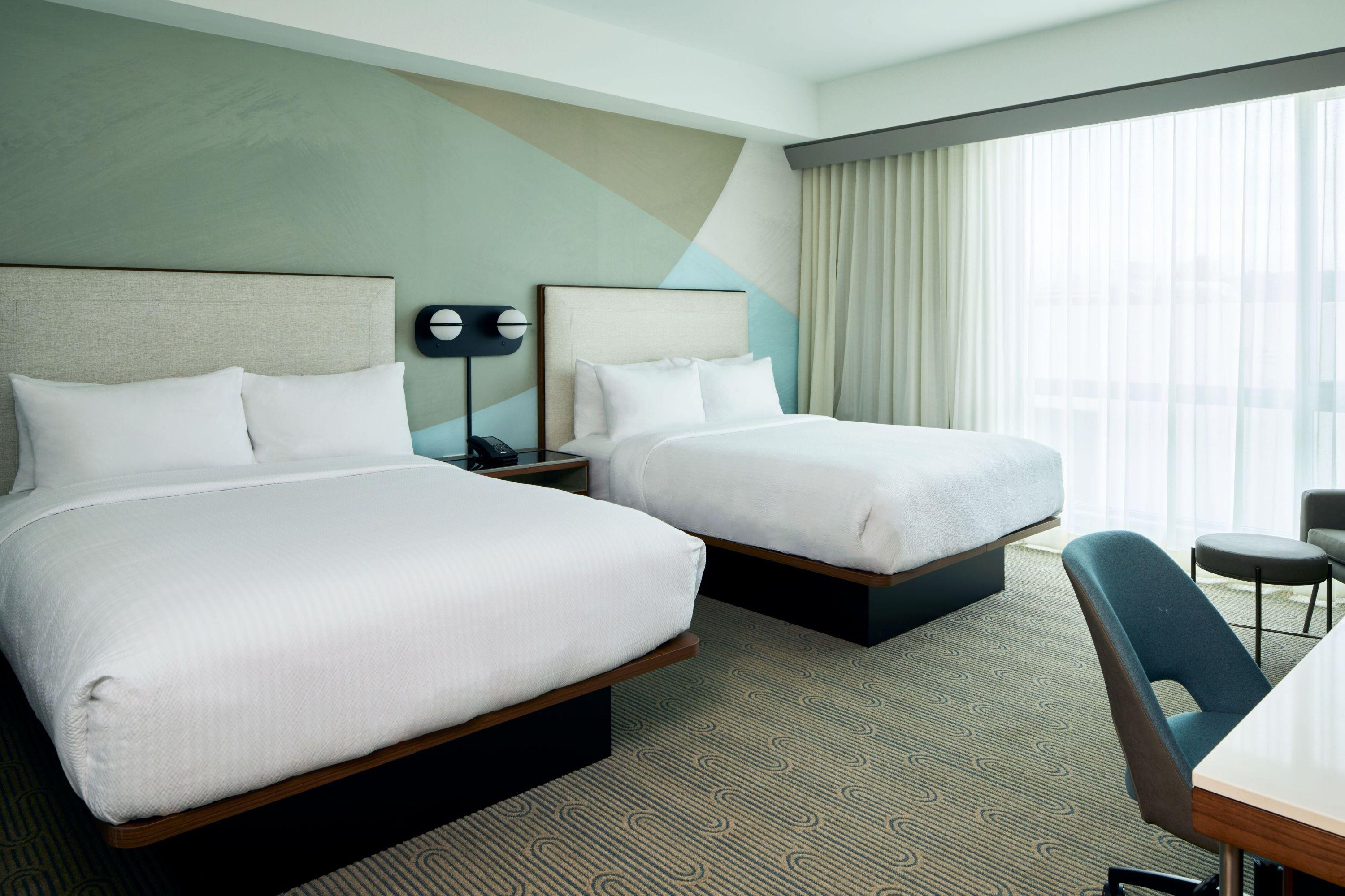 Courtyard By Marriott Santa Barbara Downtown Hotel Buitenkant foto