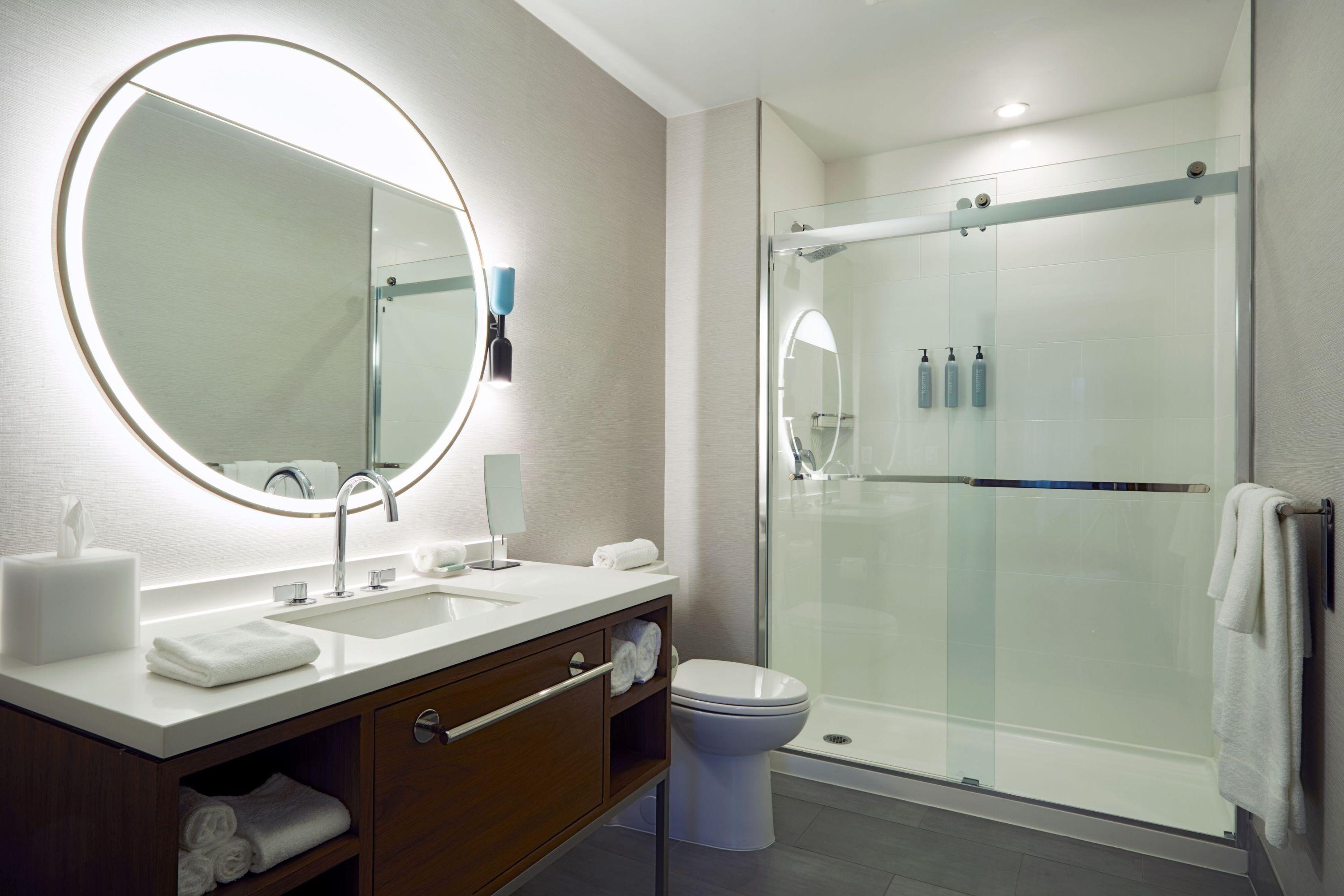 Courtyard By Marriott Santa Barbara Downtown Hotel Buitenkant foto