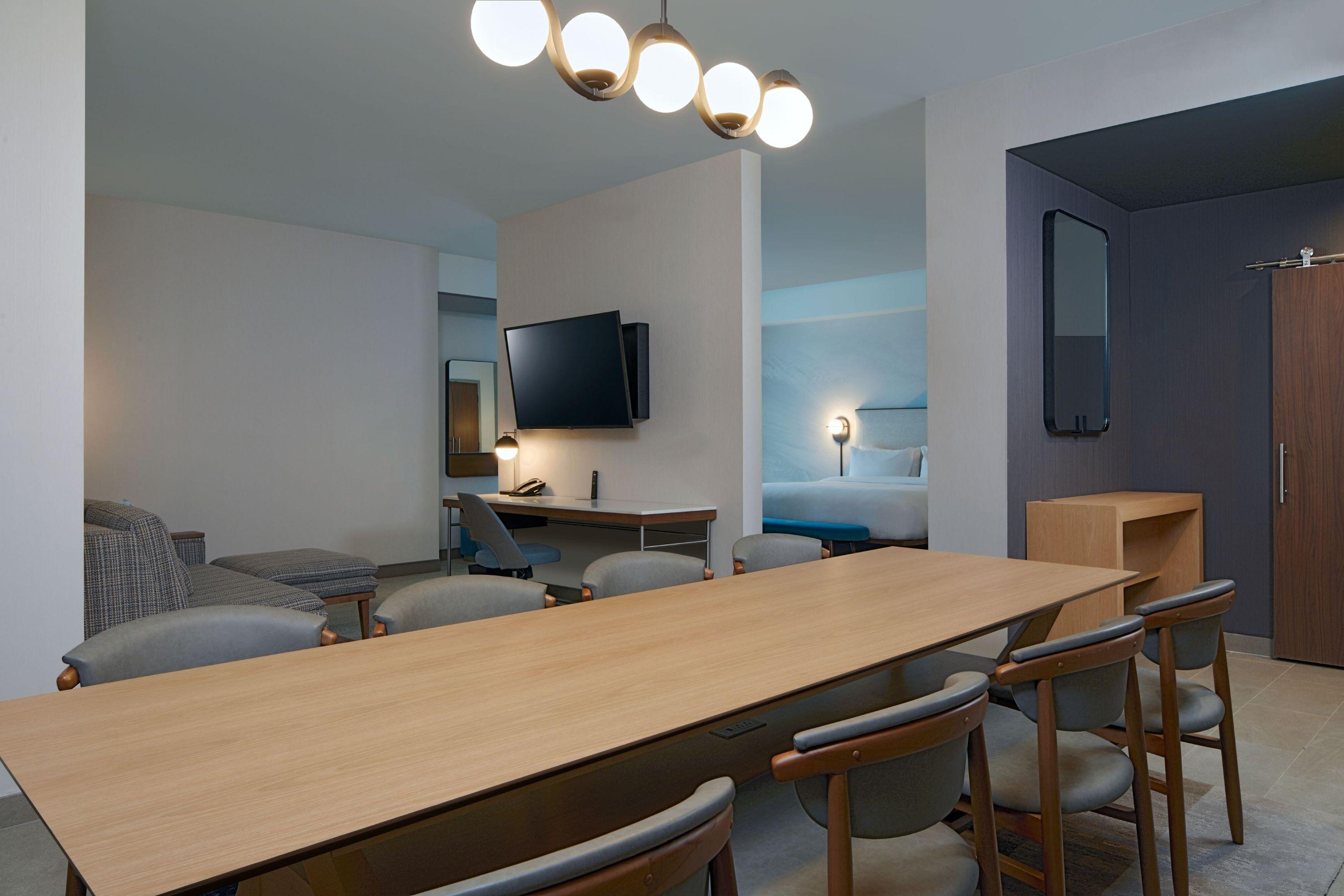 Courtyard By Marriott Santa Barbara Downtown Hotel Buitenkant foto